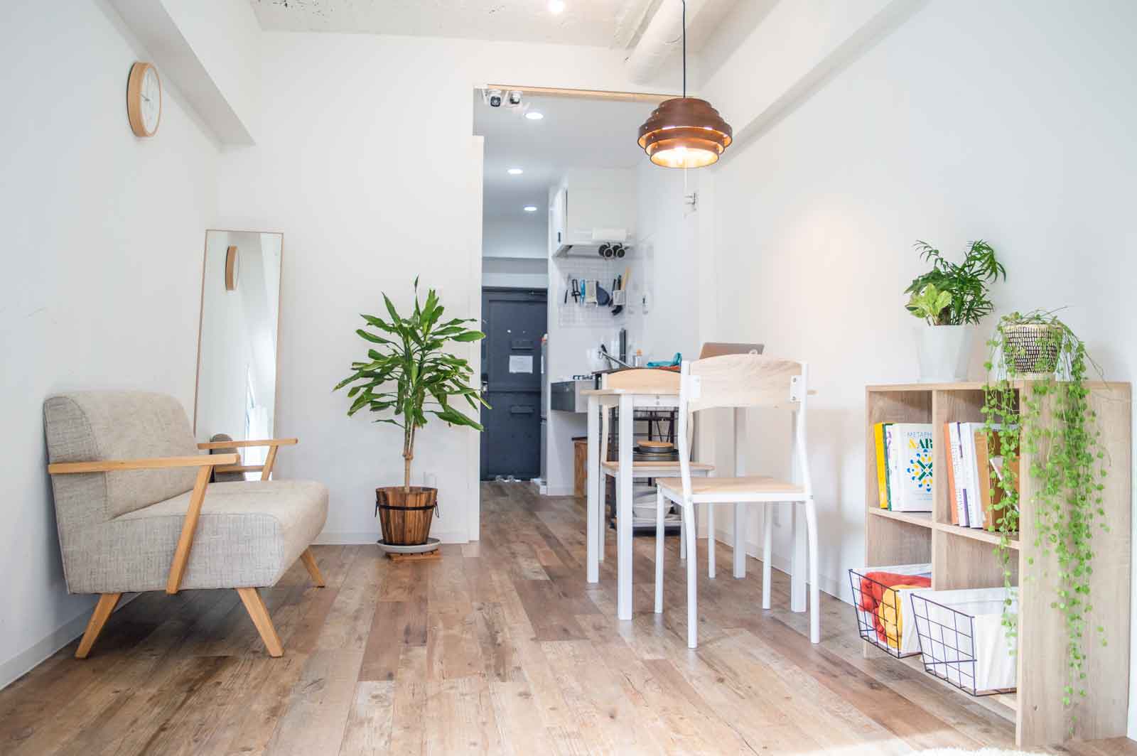 ホビー・マクレガースタジオのサブスタジオにあるリビング