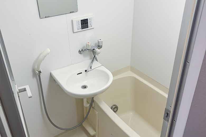 大学生の一人暮らしっぽさが出るユニットバス